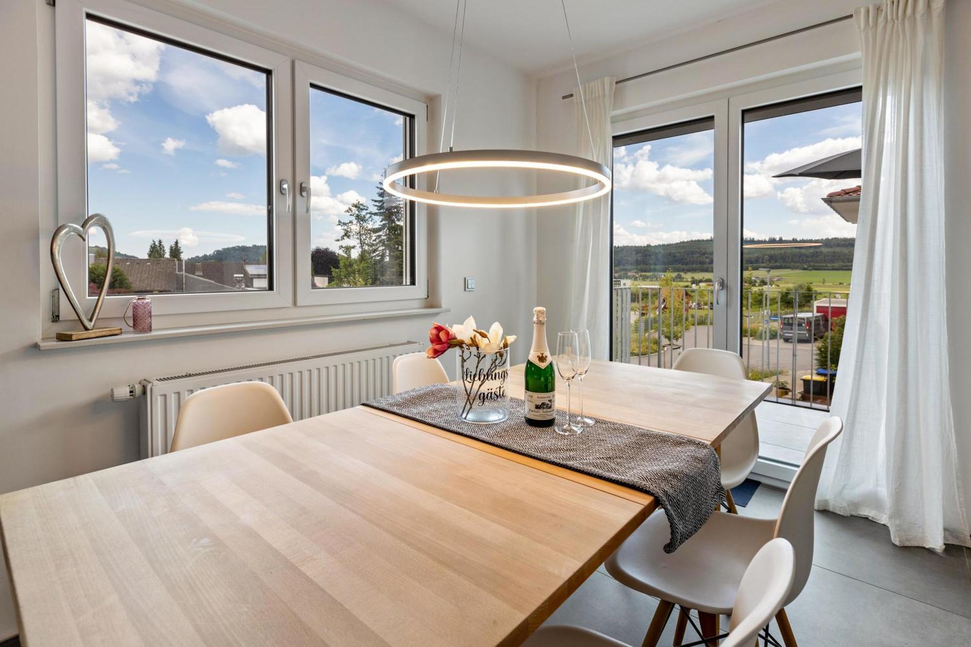 Schmuckstueck Apartment Hilzingen ภายนอก รูปภาพ